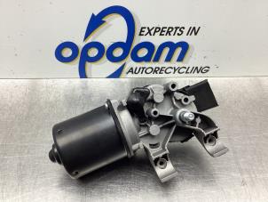 New Front wiper motor Nissan Qashqai Price € 75,00 Inclusive VAT offered by Gebr Opdam B.V.