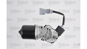 New Front wiper motor Renault Clio Price € 75,00 Inclusive VAT offered by Gebr Opdam B.V.