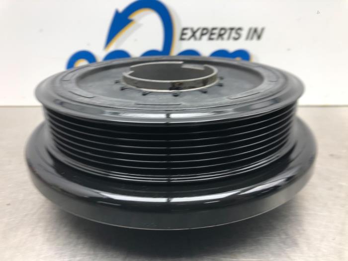 Crankshaft pulley from a BMW 7-Serie 2012