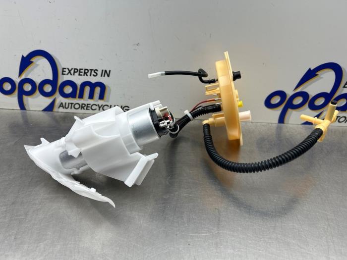 Electric fuel pump BMW 5-Serie - 16117260648 B47D20A TI AUTOMOTIVE