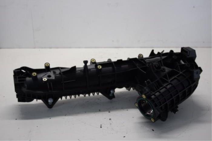 Intake manifold from a BMW 5-Serie 2012
