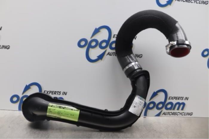 Turbo hose from a Opel Vivaro 2008