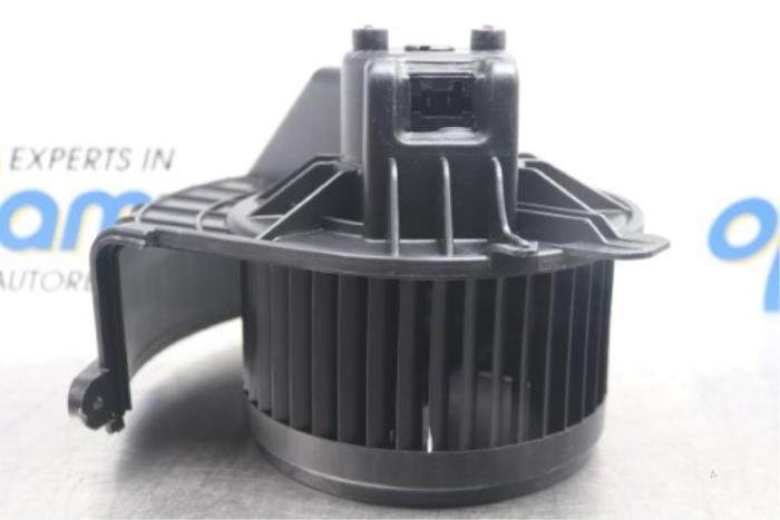 Moteur De Ventilateur De Chauffage Pour OPEL MOVANO A (2000-) - Neuf - Réf. 7701057555