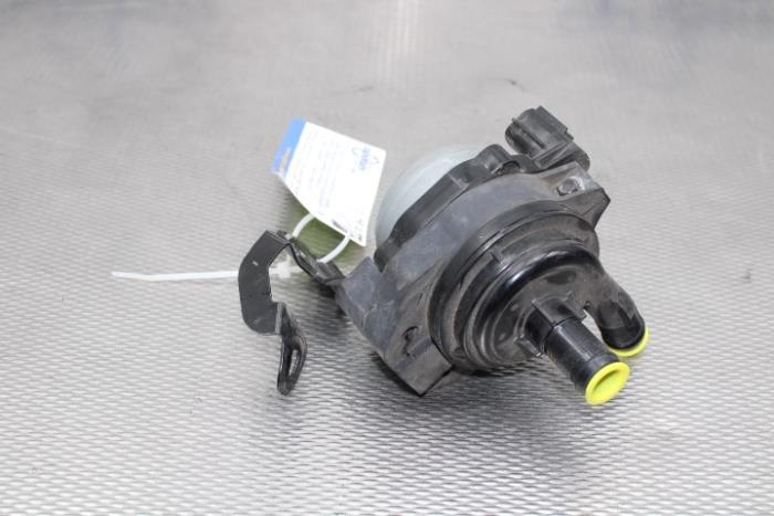 Begagnade Extra vattenpump Nissan Leaf (ZE1) 39/40kWh Pris € 128,00 Marginaltabell erbjuds av Gebr Opdam B.V.