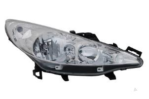 New Headlight, right Peugeot 207 Price € 120,00 Inclusive VAT offered by Gebr Opdam B.V.