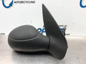 Used Wing mirror, right Peugeot 206 (2A/C/H/J/S) 1.1 XN,XR Price € 25,00 Margin scheme offered by Gebr Opdam B.V.
