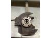 Knuckle, front right from a Alfa Romeo 159 (939AX), 2005 / 2012 2.2 JTS 16V, Saloon, 4-dr, Petrol, 2.198cc, 136kW (185pk), FWD, 939A5000, 2005-09 / 2011-11, 939AXB 2009