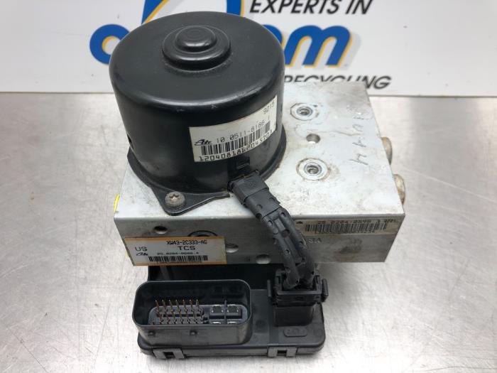 Used ABS pump Jaguar S-type (X200) 3.0 V6 24V Price € 64,00 Margin scheme offered by Gebr Opdam B.V.