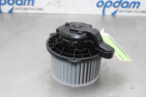 Used Heating and ventilation fan motor Kia Picanto (JA) 1.0 12V Price € 40,00 Margin scheme offered by Gebr Opdam B.V.