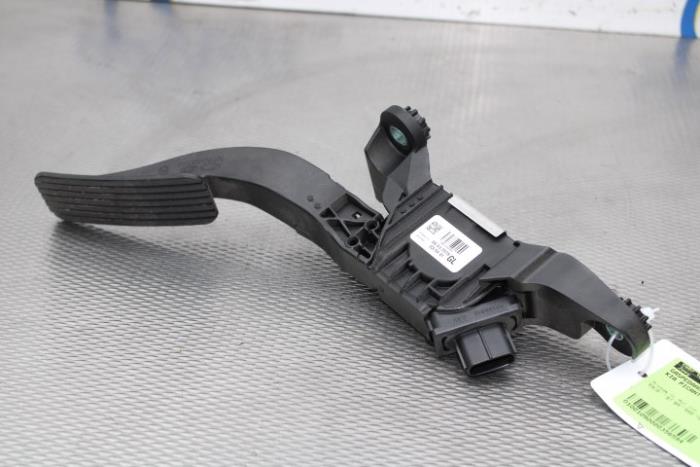Begagnade Gaspedalsensor Kia Picanto (JA) 1.0 12V Pris € 30,00 Marginaltabell erbjuds av Gebr Opdam B.V.
