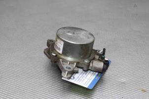 Used Vacuum pump (petrol) Fiat 500 (312) 0.9 TwinAir 85 Price € 50,00 Margin scheme offered by Gebr Opdam B.V.