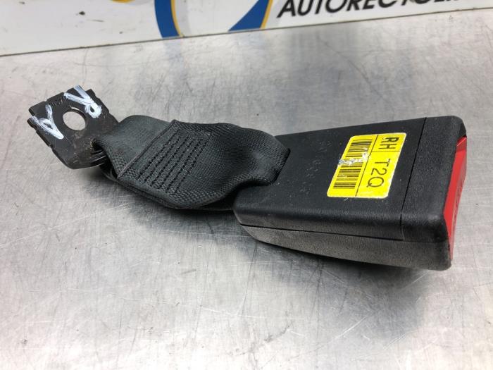 Insertion ceinture de sécurité arrière droite d'un Kia Picanto (TA) 1.0 12V 2017