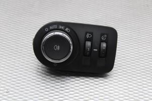 Used Light switch Opel Corsa E 1.0 SIDI Turbo 12V Price € 40,00 Margin scheme offered by Gebr Opdam B.V.