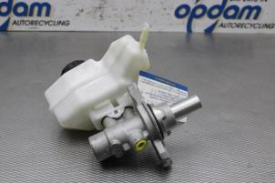 Usagé Cylindre de frein principal Audi A3 Sportback (8YA) 2.0 35 TDI 16V Prix € 50,00 Règlement à la marge proposé par Gebr Opdam B.V.
