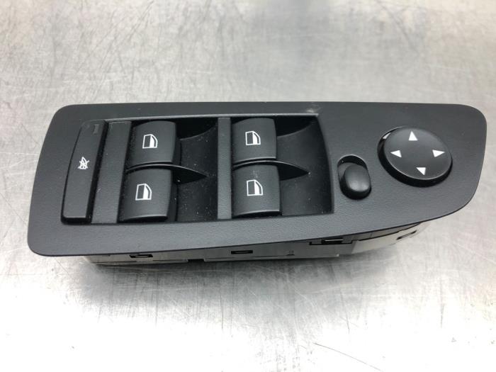 Usados Interruptor de ventanilla eléctrica BMW 1 serie (E87/87N) 118i 16V Precio € 42,00 Norma de margen ofrecido por Gebr Opdam B.V.