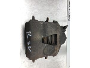 Usados Pinza de freno derecha delante Skoda Fabia II Combi 1.2 TDI 12V Greenline Precio € 40,00 Norma de margen ofrecido por Gebr Opdam B.V.