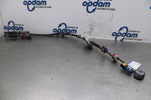 Used Gearbox control cable Nissan Qashqai (J10) 2.0 16V Price € 50,00 Margin scheme offered by Gebr Opdam B.V.