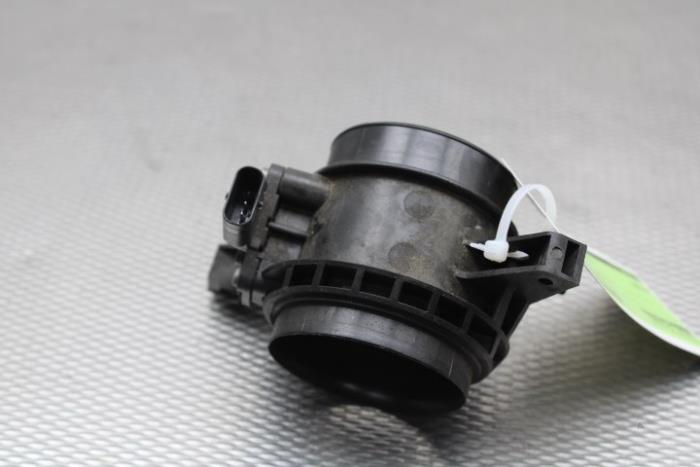 Airflow meter from a Ford Focus 3 Wagon 1.5 TDCi 2017