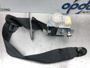 Used Rear seatbelt, left Kia Picanto (BA) 1.1 12V Price € 40,00 Margin scheme offered by Gebr Opdam B.V.