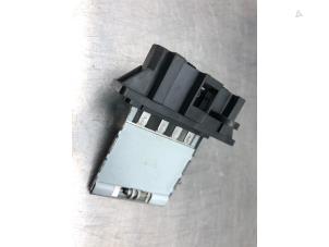 Used Heater resistor Chevrolet Spark 1.0 16V Bifuel Price € 20,00 Margin scheme offered by Gebr Opdam B.V.