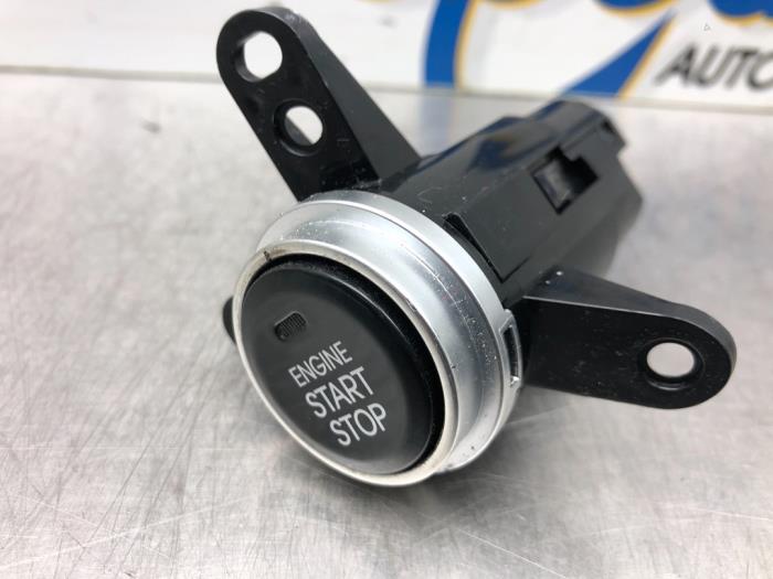 Usagé Commande start/stop Kia Picanto (TA) 1.0 12V Prix € 42,00 Règlement à la marge proposé par Gebr Opdam B.V.