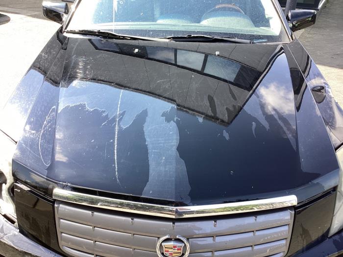 Używane Maska Cadillac CTS I 2.6 V6 24V Cena € 128,00 Procedura marży oferowane przez Gebr Opdam B.V.