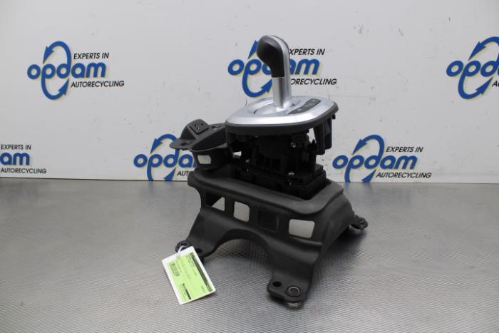 Bouchon Réservoir Trappe Essence + Clé pour Honda VFR 800 de 2002 à Bouchon Réservoir Trappe Essence + Clé pour Honda VFR 800 de 2002 à