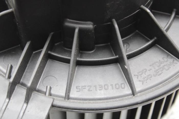 Moteur de ventilation chauffage d'un Opel Movano 2.3 CDTi 16V FWD 2012