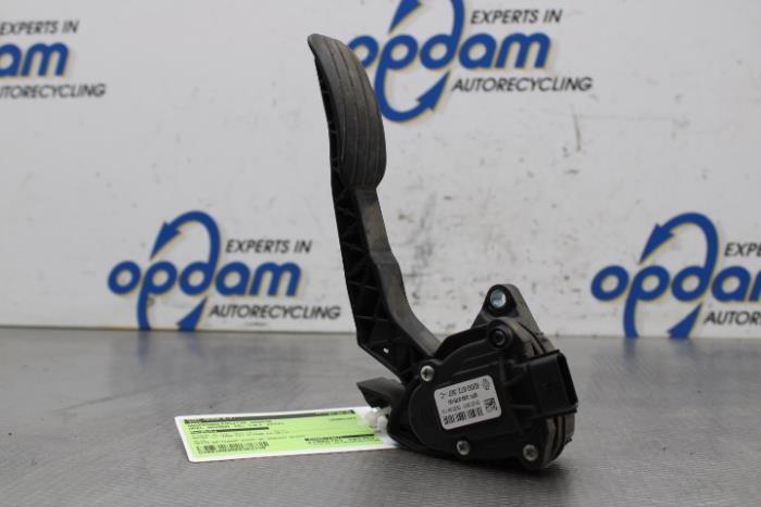 Begagnade Gaspedalsensor Opel Movano 2.3 CDTi 16V FWD Pris € 42,00 Marginaltabell erbjuds av Gebr Opdam B.V.