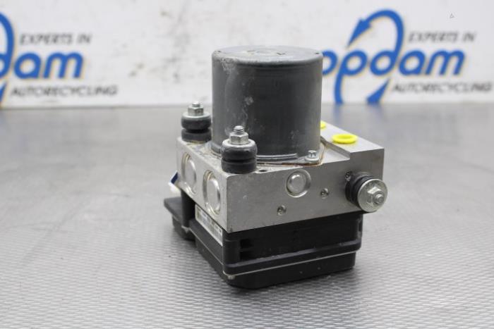 Gebrauchte ABS Pumpe Peugeot 5008 I (0A/0E) 1.6 THP 16V Preis € 170,00 Margenregelung angeboten von Gebr Opdam B.V.