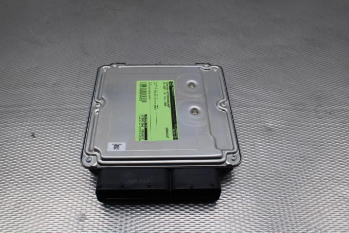 Used Engine management computer Volkswagen Caddy IV 2.0 TDI 102 Price € 128,00 Margin scheme offered by Gebr Opdam B.V.