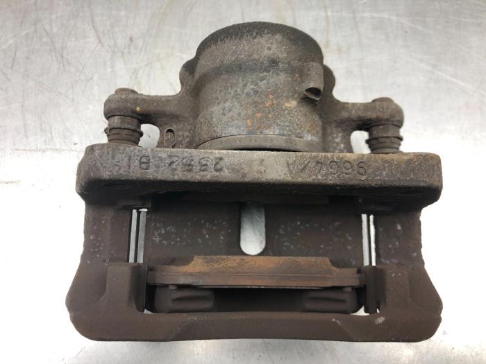 Front brake calliper, left from a Kia Venga 1.4 CVVT 16V 2013