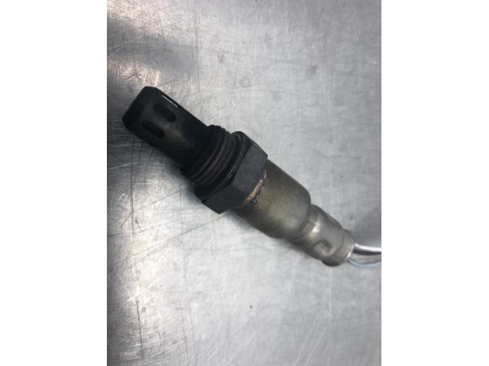Lambda probe from a Renault Twingo II (CN) 1.2 16V 2011