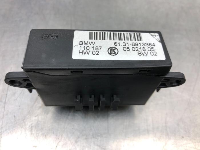 Używane Modul Comfort BMW 3 serie (E46/2) 325 Ci 24V Cena € 34,00 Procedura marży oferowane przez Gebr Opdam B.V.