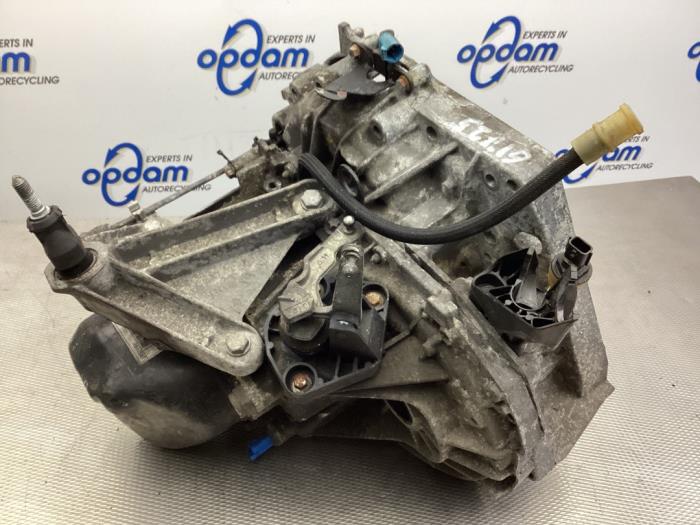 Gearbox Dacia Logan MCV 1.6 16V K4M JR5149 Gebr Opdam B.V.