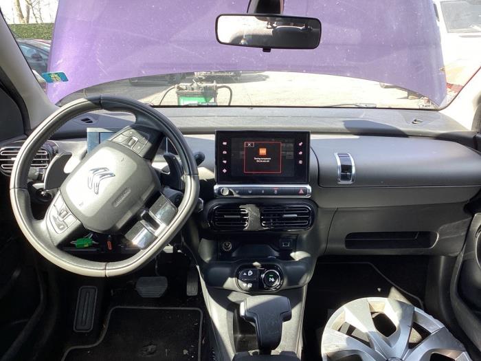 Używane Radio Citroen C4 Cactus (0B/0P) 1.2 PureTech 82 12V Cena € 191,00 Procedura marży oferowane przez Gebr Opdam B.V.
