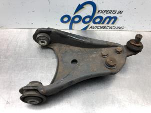 Used Front lower wishbone, right Renault Twingo II (CN) 1.2 16V Price € 25,00 Margin scheme offered by Gebr Opdam B.V.