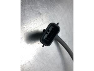 Lambda probe from a Renault Twingo II (CN) 1.2 16V 2011