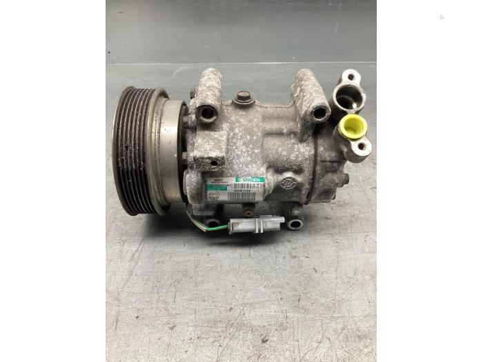 Gebrauchte Klimapumpe Renault Modus/Grand Modus (JP) 1.2 16V TCE 100 Preis € 64,00 Margenregelung angeboten von Gebr Opdam B.V.