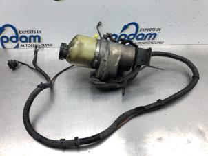 Used Power steering pump Opel Astra H (L48) 1.4 16V Twinport Price € 100,00 Margin scheme offered by Gebr Opdam B.V.