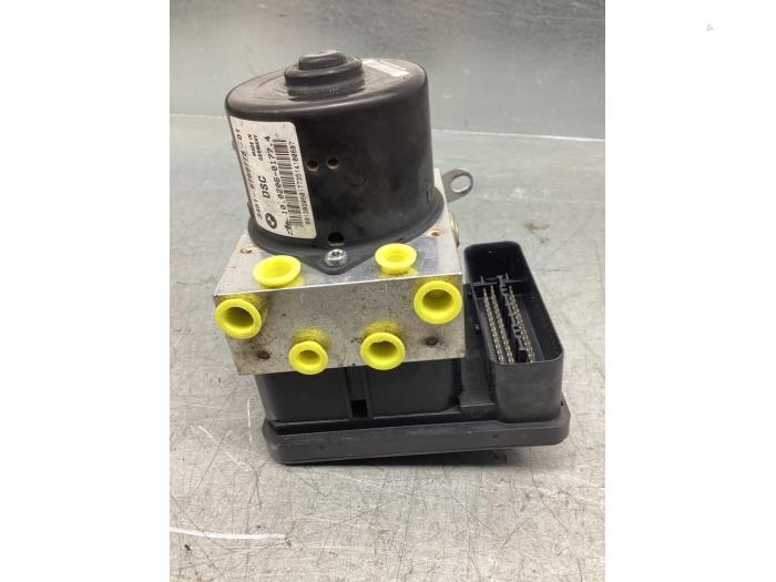 Gebrauchte ABS Pumpe BMW 1 serie (E87/87N) 120d 16V Preis € 85,00 Margenregelung angeboten von Gebr Opdam B.V.