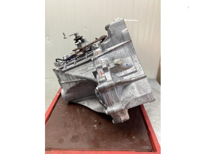 Gearbox from a Peugeot 108 1.0 12V VVT-i 2021