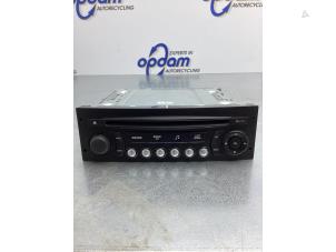 Used Radio CD player Peugeot Partner (GC/GF/GG/GJ/GK) 1.6 HDI 90 Price € 60,00 Margin scheme offered by Gebr Opdam B.V.
