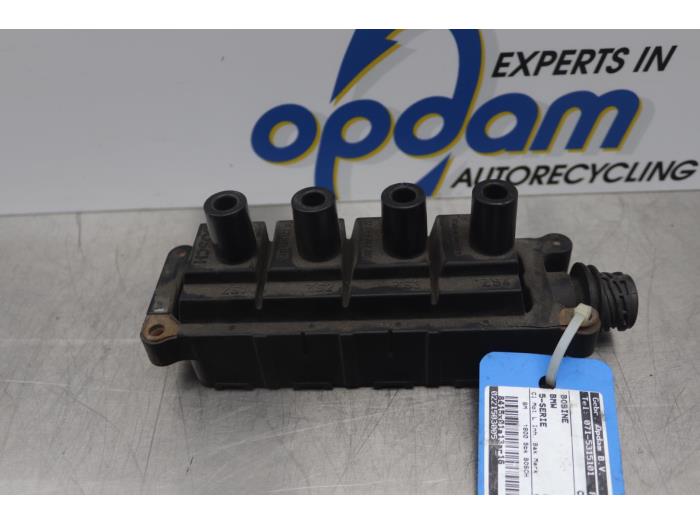 Usagé Bobine BMW 5 serie Touring (E34) 518i Prix € 15,00 Règlement à la marge proposé par Gebr Opdam B.V.