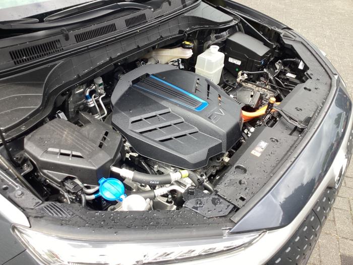 Motor van een Hyundai Kona (OS) 39 kWh 2019
