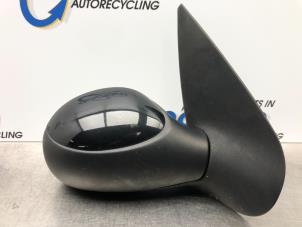 Used Wing mirror, right Peugeot 206+ (2L/M) 1.4 XS Price € 50,00 Margin scheme offered by Gebr Opdam B.V.