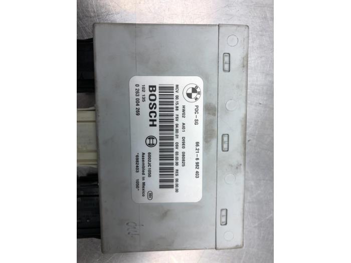 PDC Module from a BMW 1 serie (E87/87N) 118i 16V 2006