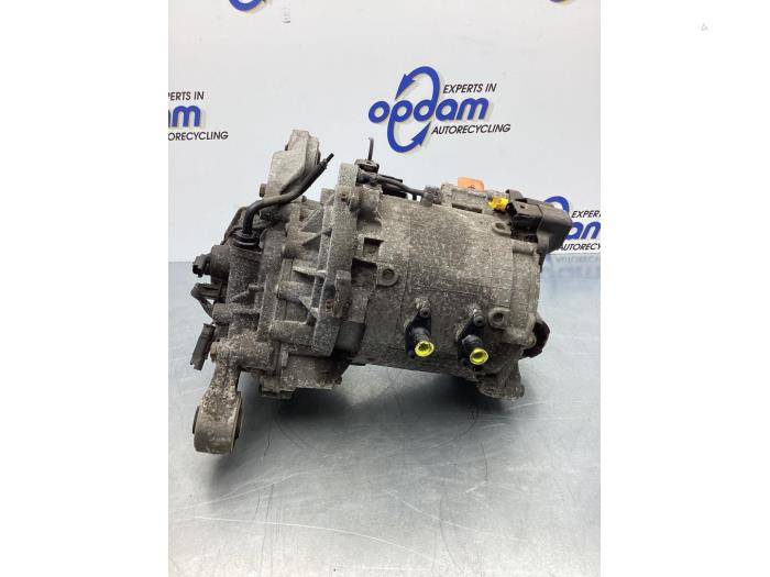 Differential hinten van een Peugeot 508 (8D) 2.0 Hybrid4 16V 2012