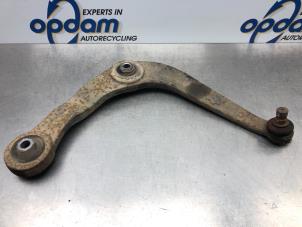 Used Front lower wishbone, right Peugeot 206+ (2L/M) 1.4 XS Price € 35,00 Margin scheme offered by Gebr Opdam B.V.