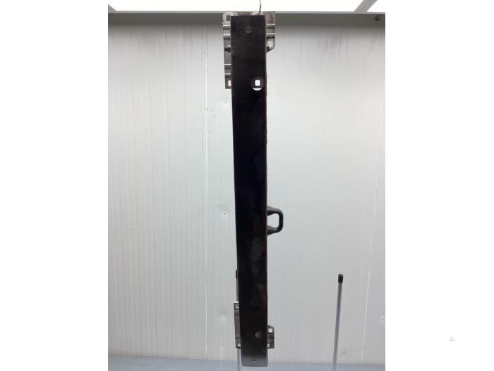 Landrover Range Rover Rear bumper frames stock | ProxyParts.com